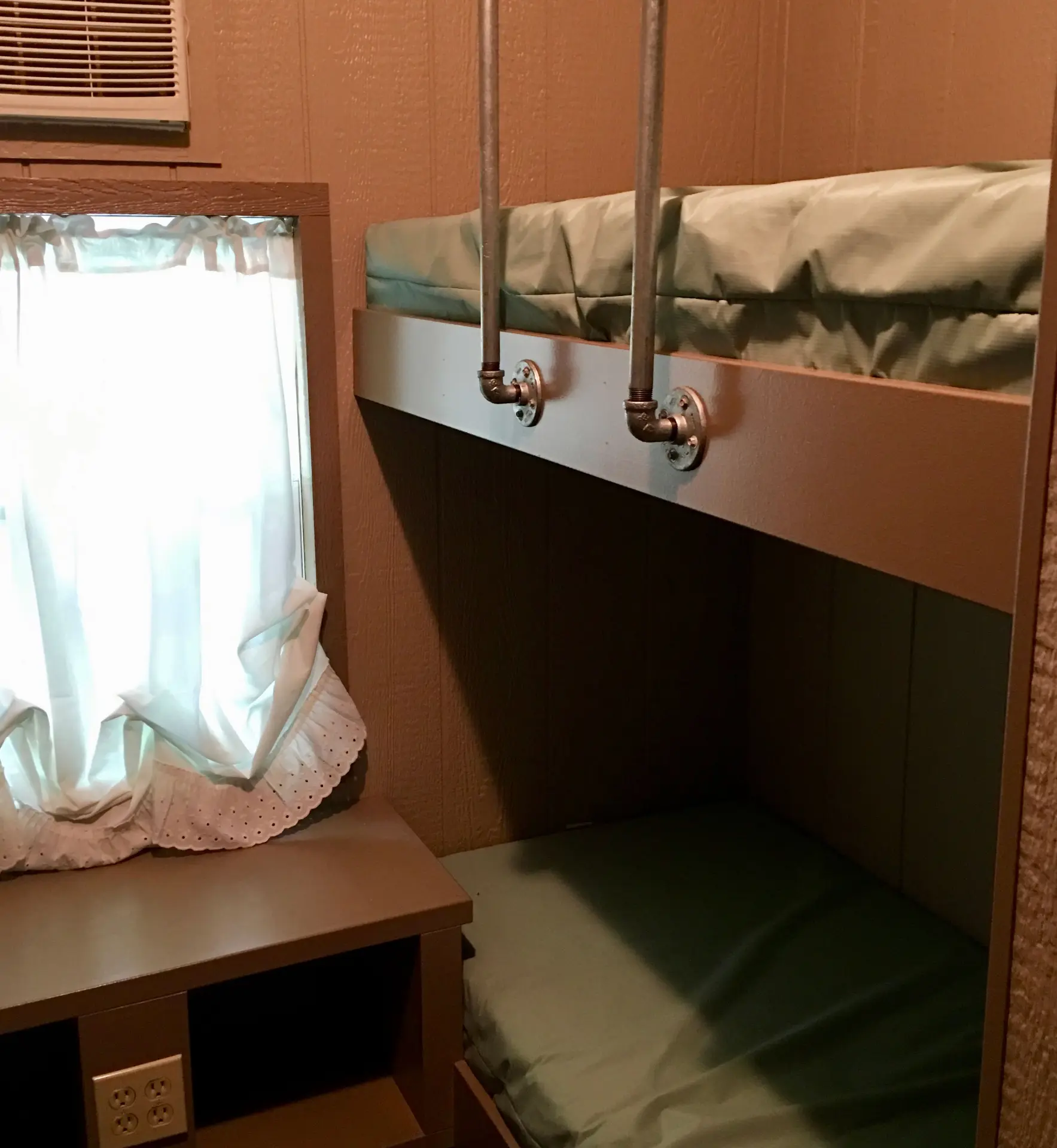 West Oak Lane 9 — Second bedroom with single bunk beds and a built-in desk